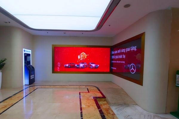 màn hình led quảng cáo trong nhà