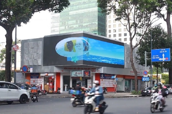 dooh thu hút người tham gia giao thông