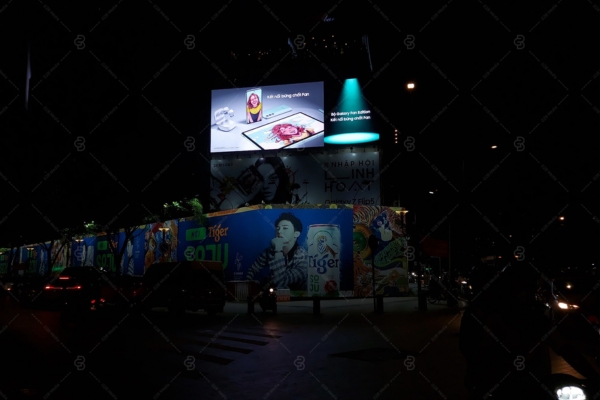 cho thuê hình led tại ngã 4 nguyễn huệ - tôn đức thắng