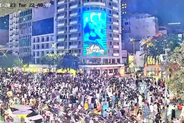 cho thuê màn hình led tại phố đi bộ nguyễn huệ